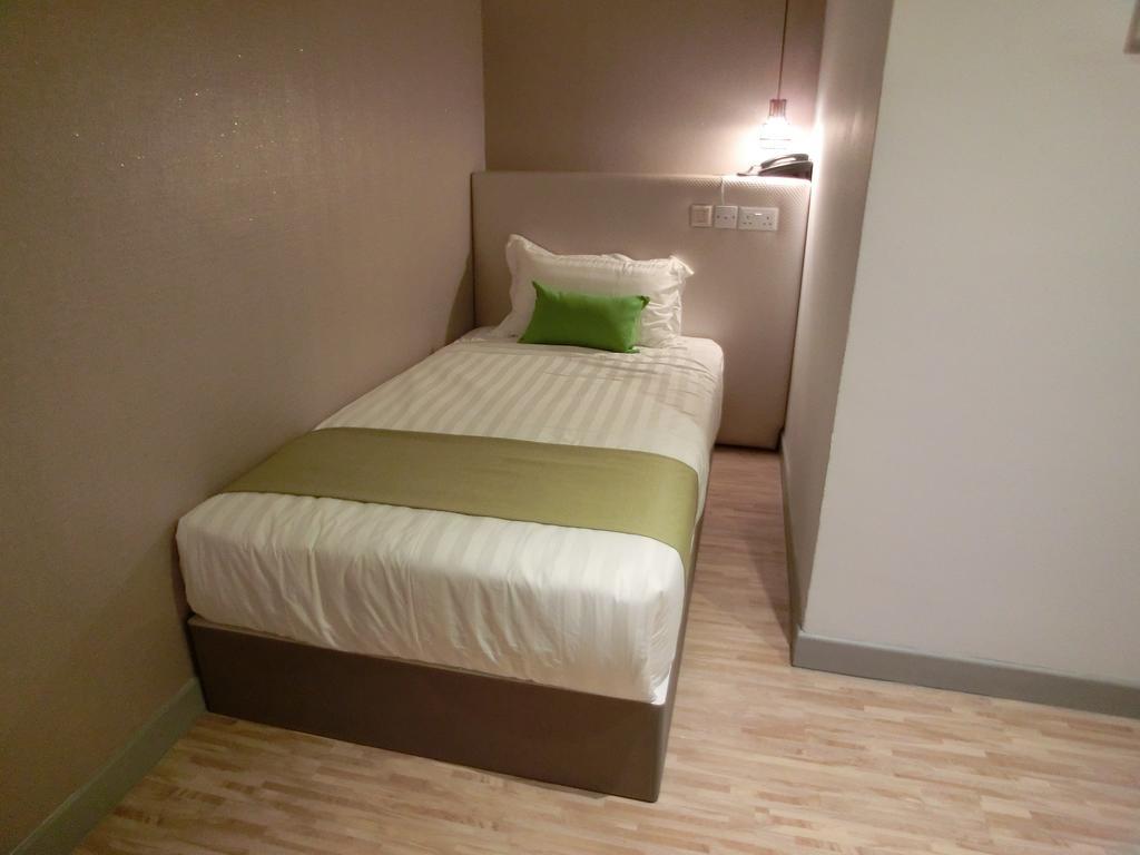 Champion Hotel سنغافورة الغرفة الصورة