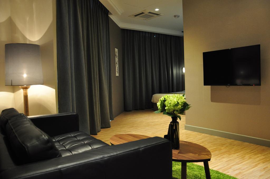Champion Hotel سنغافورة الغرفة الصورة